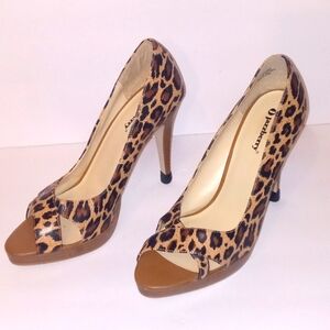 Jassberry animal print open toe‎ heels size 10